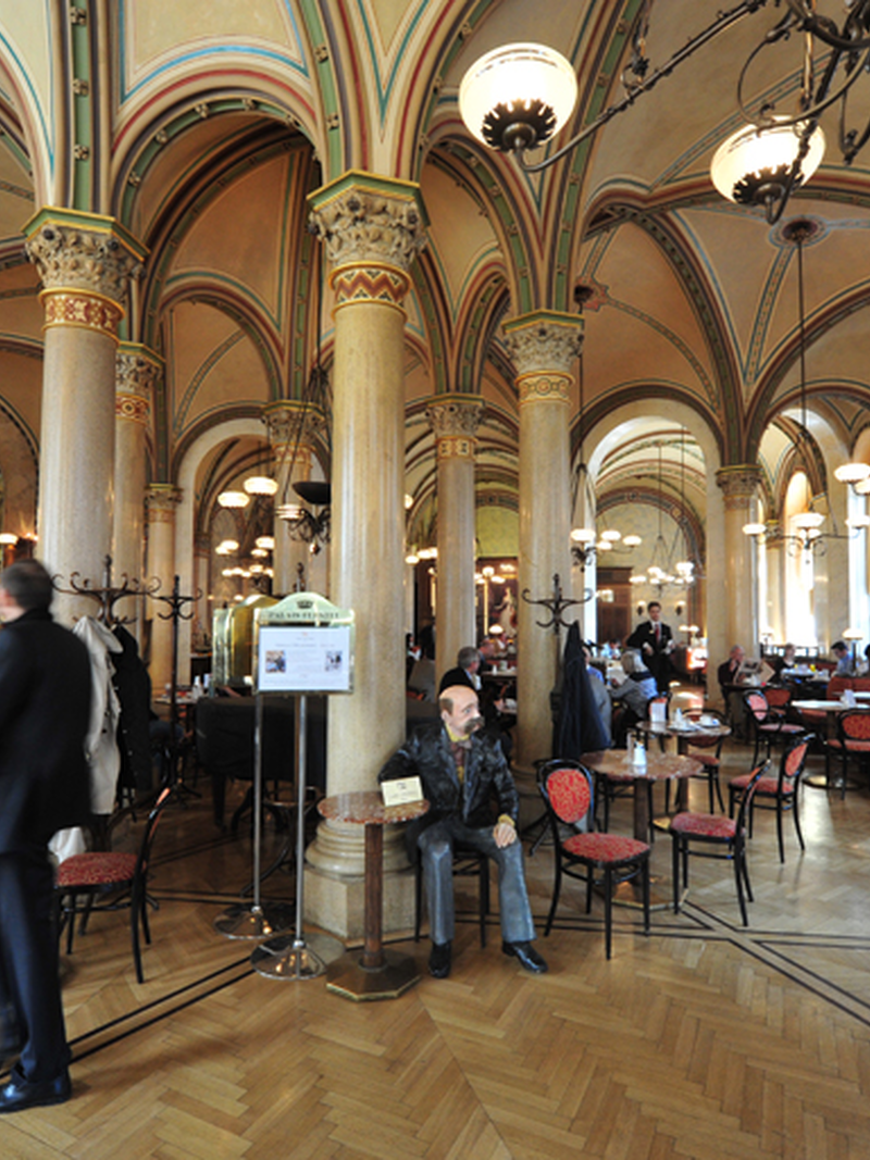 wienvienna-cafe-central-2