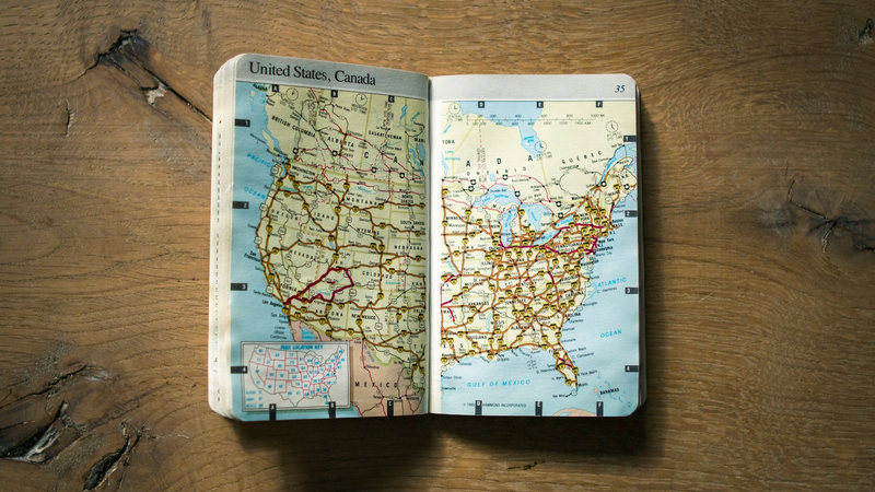 domino-studio-6v2vcz2hyty-unsplash