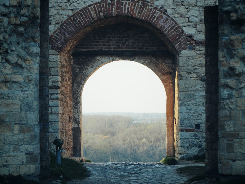 ivan-aleksic-16yxcjsoaek-unsplash