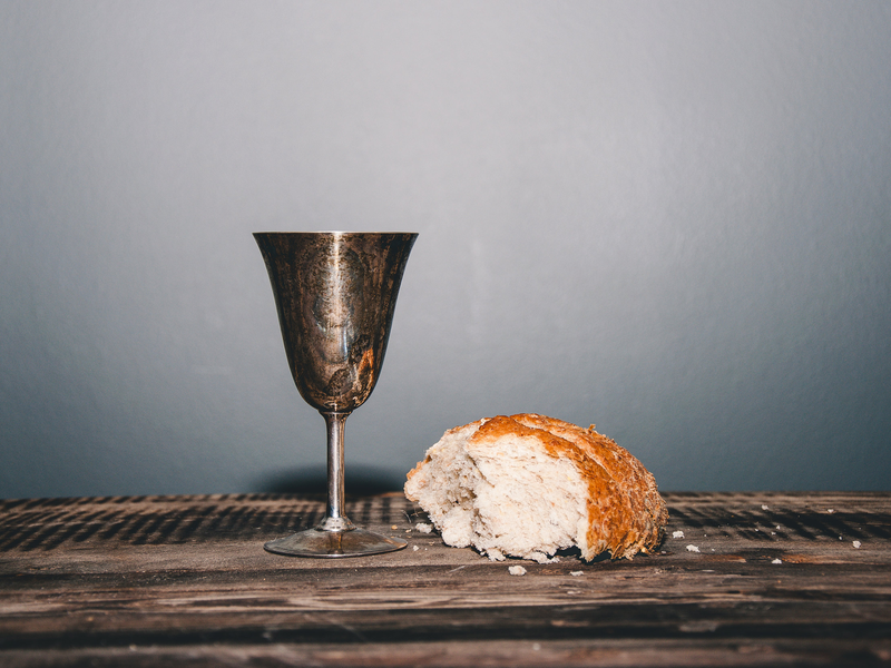 lightstock_568139_medium_christ_hold_fast