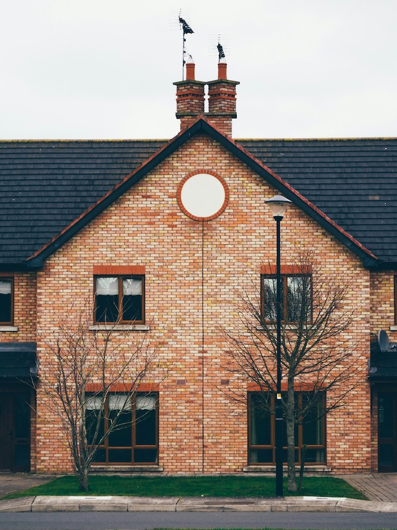 terrah-holly-pmhdkgrcbte-unsplash